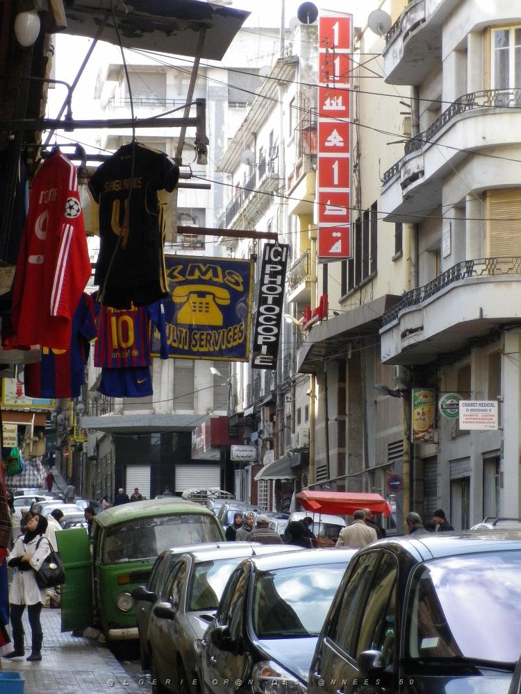 551 a droite l'ancien cinema le colisee.JPG